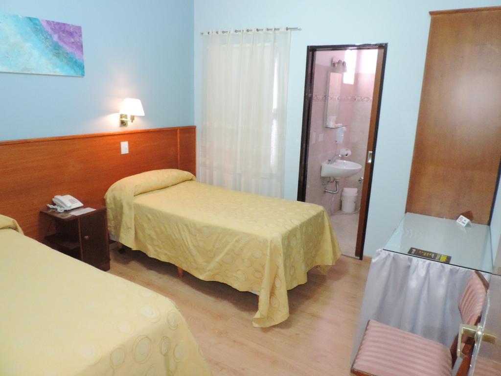 Hotel Galicia Trelew Εξωτερικό φωτογραφία